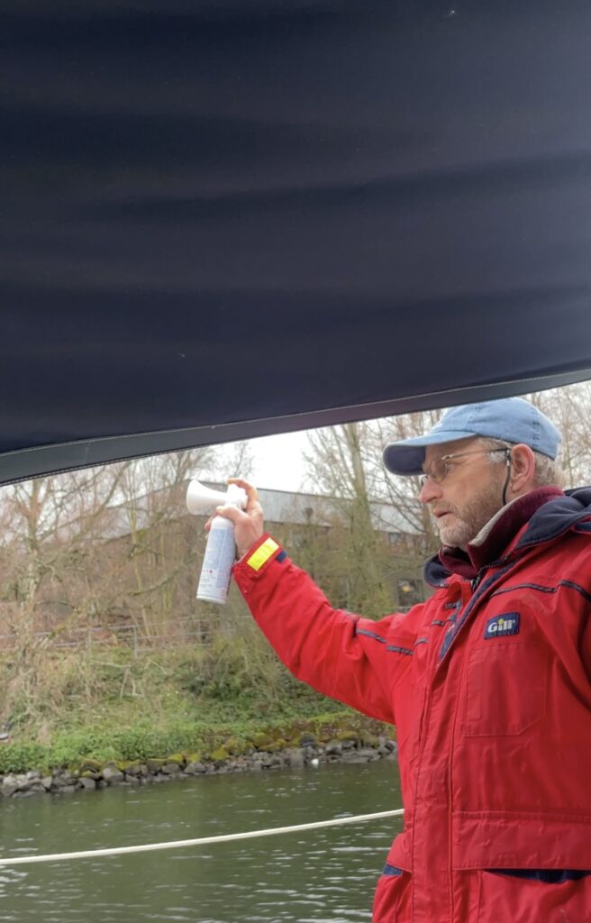 Kurt blowing air horn for our boat survey